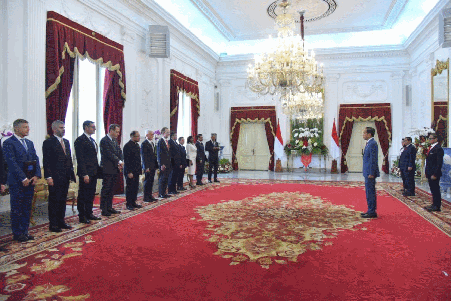 12 Dubes Negara Sahabat Serahkan Surat Kepercayaan ke Presiden Jokowi