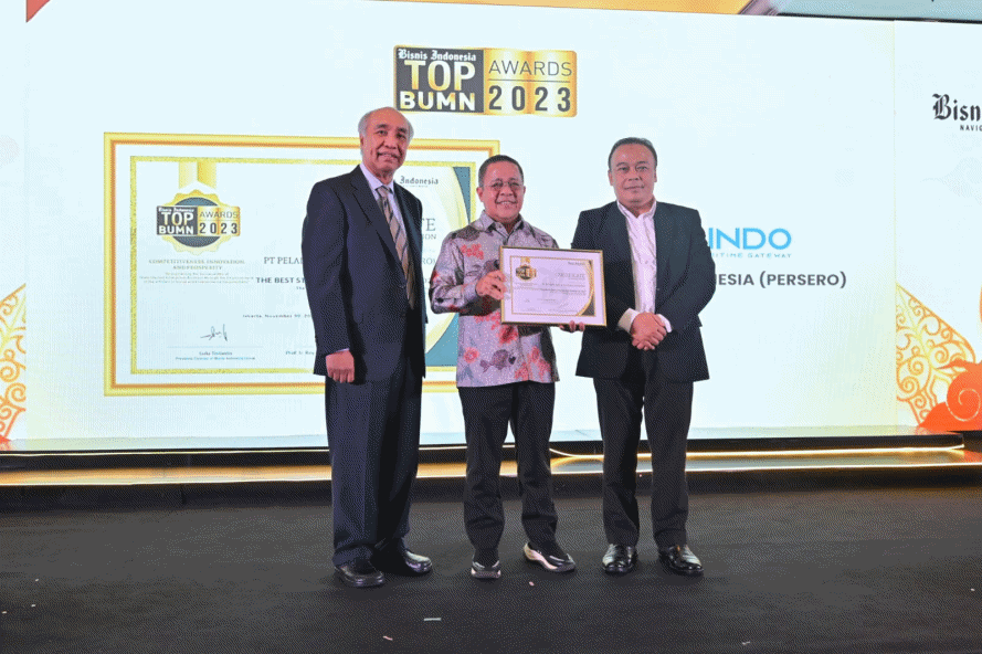 Transformasi & Efisiensi Pelindo  Sabet The Best State Owned Enterprises dan The Best CFO