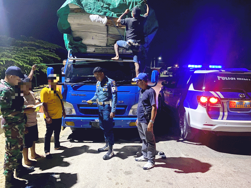 Ditangkap Satgaspam Lanal Labuan Bajo, Penyelundupan Rokok Ilegal Rp2,49 Miliar Gagal