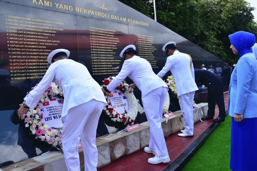 Hadir Pimpinan AL Negara Sahabat, Kasal Pimpin Peringatan 3 Tahun Gugur Personel KRI Nanggala-402