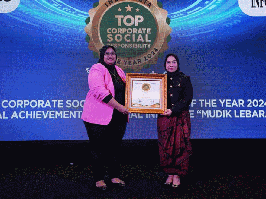 IPC Terminal Petikemas Sabet Penghargaan Top CSR Special Achievement Social Initiative