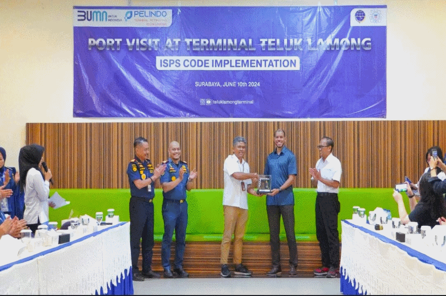 US Coast Guard Cek Penerapan ISPS Code di Terminal Teluk Lamong