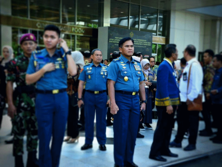 Presiden Jokowi Terima LHP LKPP TA 2023, Kasal Ikut Hadiri Penyampaian Laporan