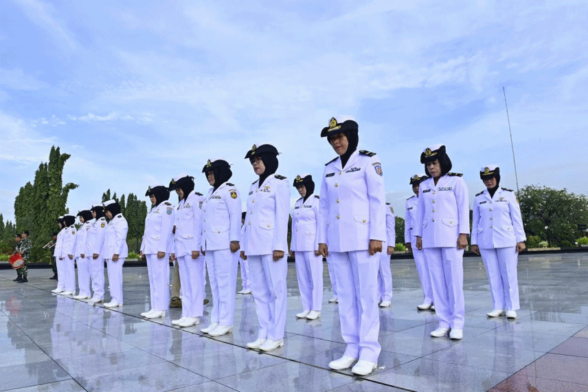 Peringati HUT Ke-62, Kowal Ziarah dan Mendoakan Pahlawan di TMP Kalibata