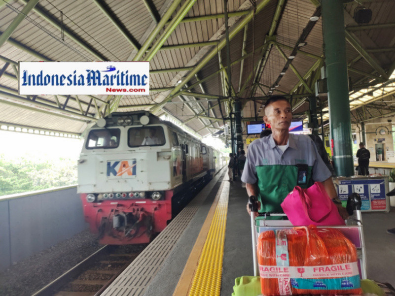Perjalanan Ramah Kantong KAI Diskon 30% Promo 14 Kereta Api Ekonomi Stainless Steel New Generation