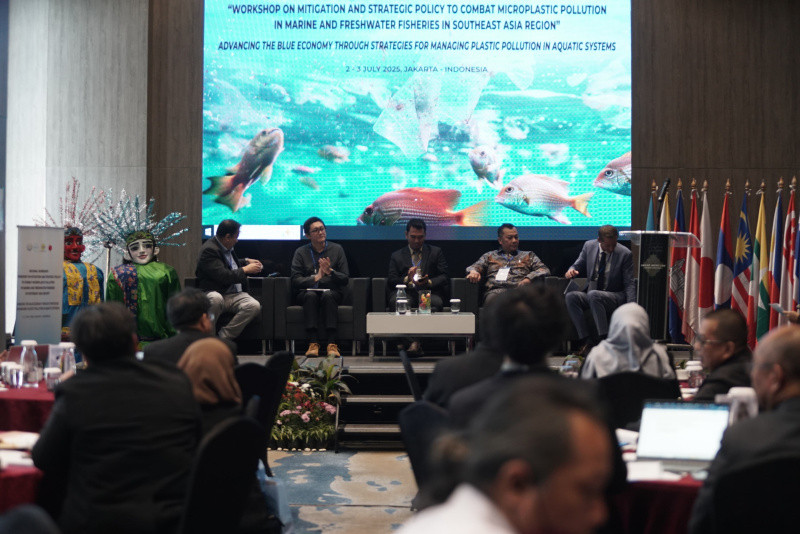 KKP Gandeng SEAFDEC Kurangi Pencemaran Mikroplastik di Laut