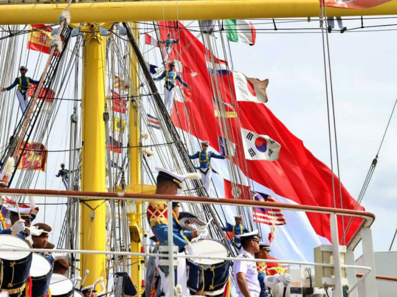 Dari Thailand, KRI Bima Suci Lanjut Berlayar ke Brunei Darussalam