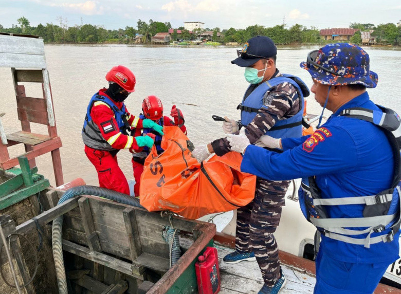 Remaja Tewas Tenggelam di Sungai Kelay Kaltim, Dievakuasi TNI AL dan Tim SAR Gabungan