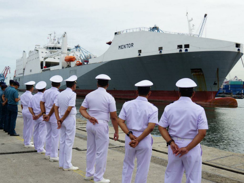 Tiga Hari Kunjungi Indonesia, Kapal AL Singapura MV Mentor Dilepas Kodaeral III: Selamat Jalan..