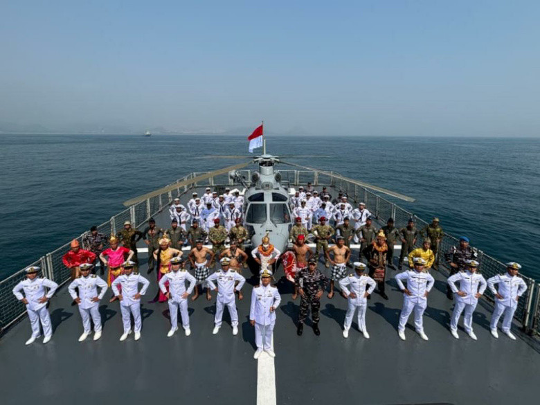 KRI Bung Tomo-357 Harumkan Indonesia di International Fleet Review Latma Milan 2026