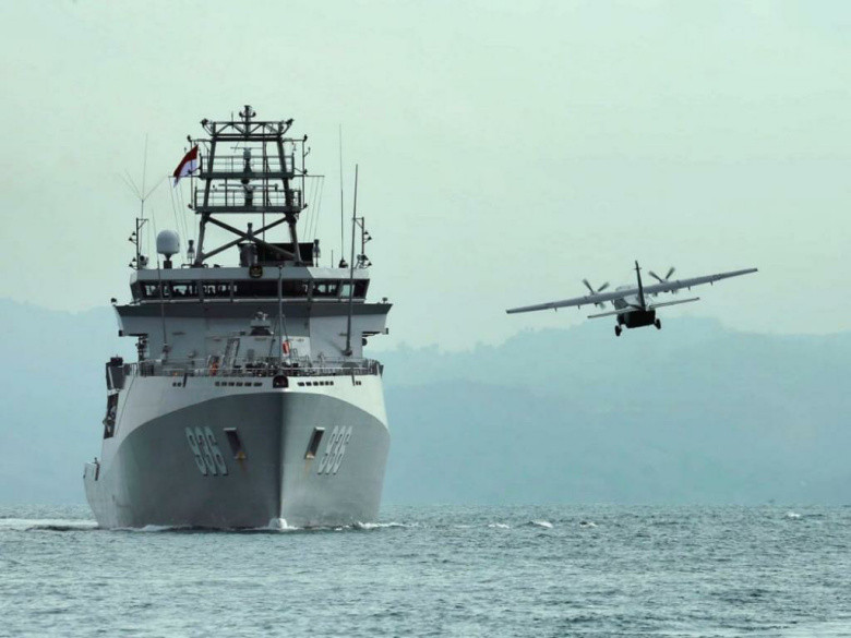 Kapal Baru KRI Canopus-936 Tiba dari Jerman, Disambut Pesud Wing Udara 1, Siap Jelajahi Laut Dalam