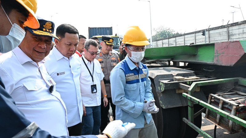 Kurangi Emisi, Pelabuhan Lebih Hijau, Wamenhub Suntana Apresiasi Program Merdeka Pelindo