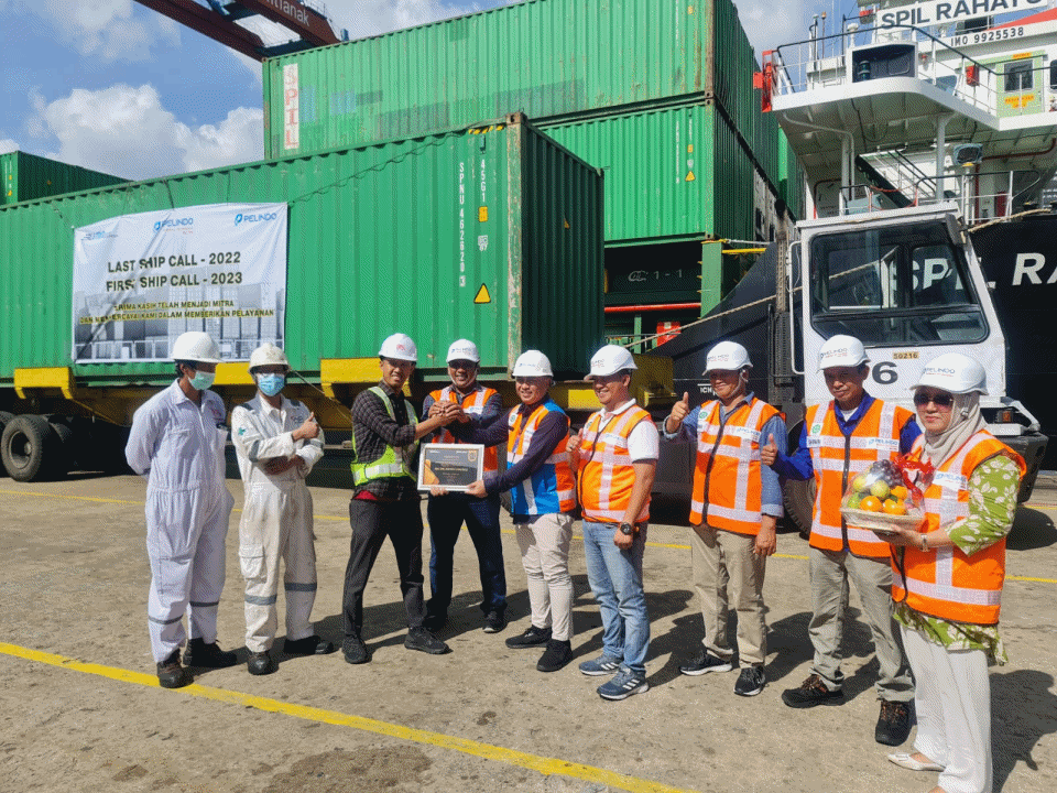 Pontianak Dorong Pengguna Jasa Lakukan DO Online Throughput Petikemas 2022 Capai 263 Ribu TEUS