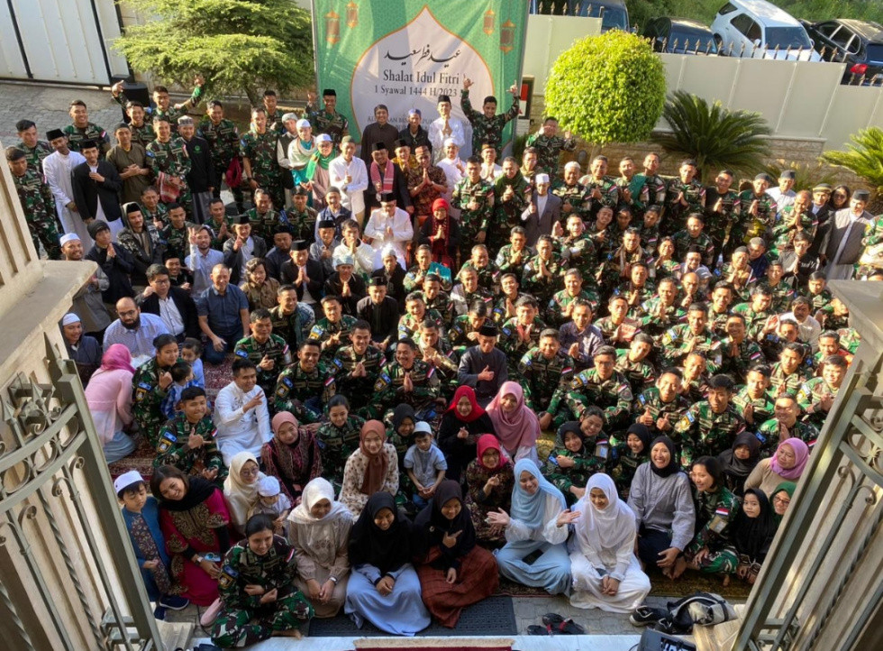 Keharuan Idul Fitri Satgas TNI AL di Libanon, Halal Bihalal Online dengan Keluarga