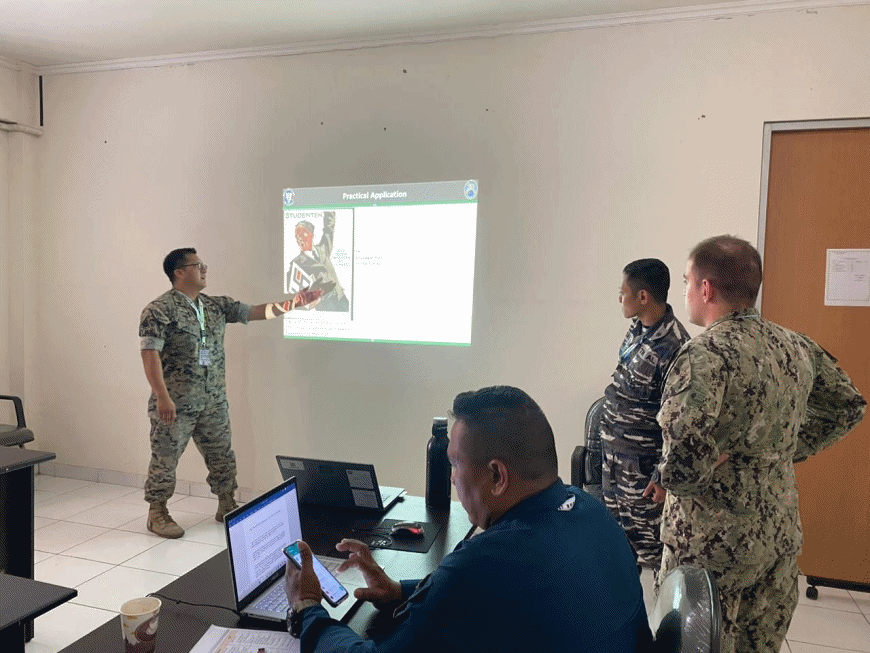 TNI AL Latihan Bersama  Force Integration dengan  US Navy dan US Marine Corps
