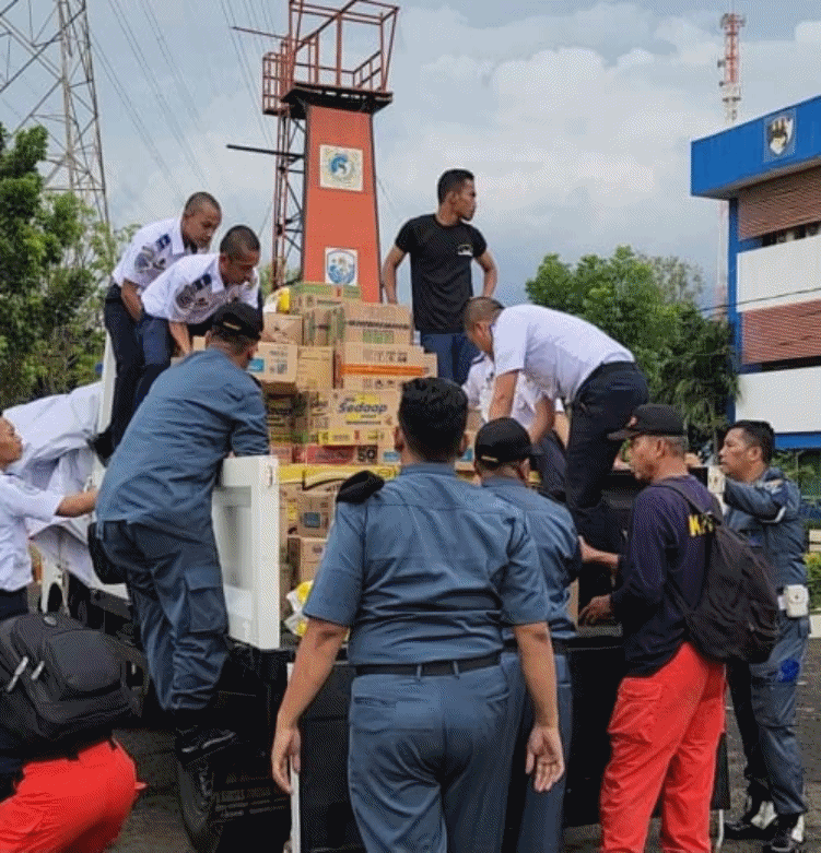 KPLP Ditjen Hubla Kemenhub Salurkan Bansos Buat Korban Gempa Cianjur 