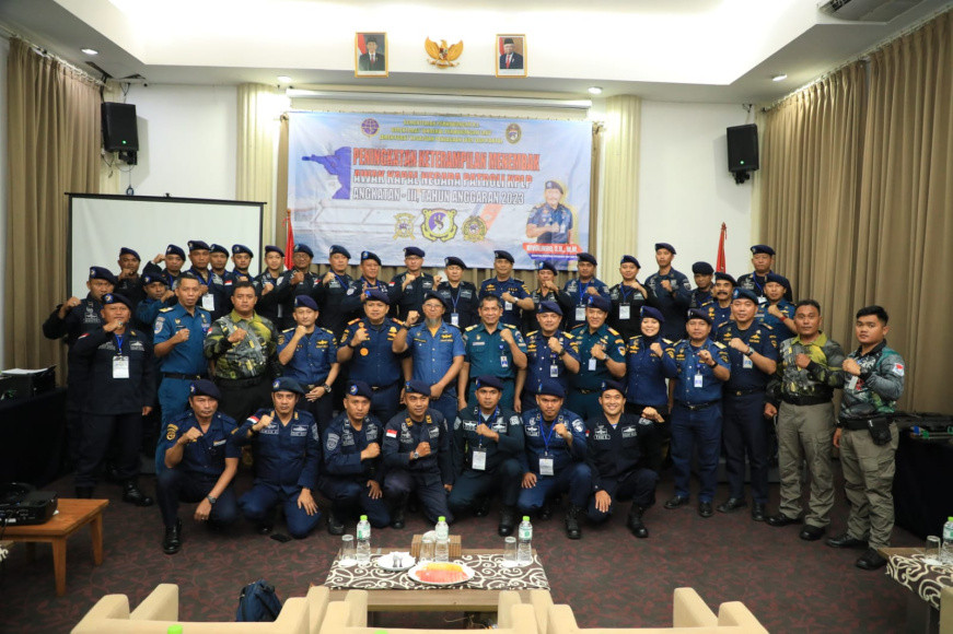 Jaga Laut dan Pantai, Ditjen Hubla Gandeng Polairud Latih Keterampilan Menembak KPLP