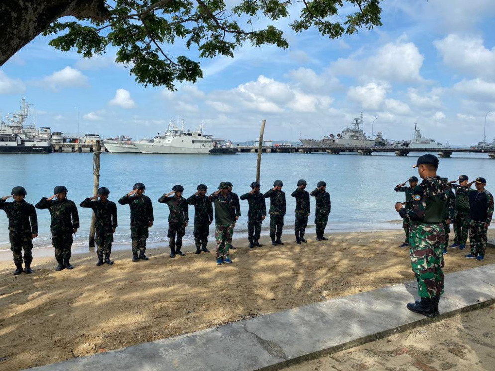 Komandan KRI Barakuda-814 Pimpin Pembaretan Prajurit ABK TNI AL