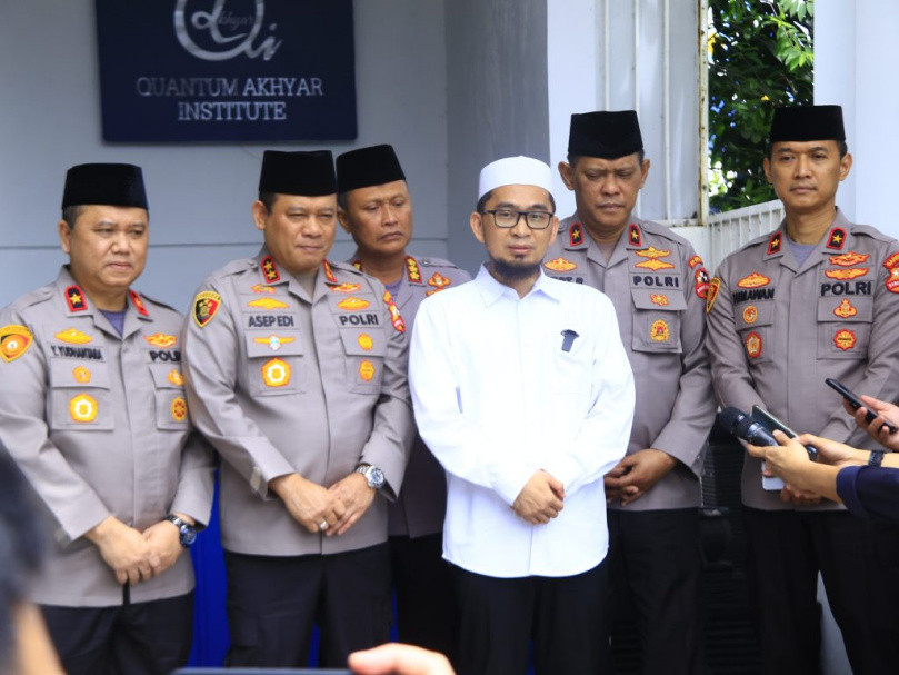 Bertemu Tim NCS Polri, Ustadz Adi Hidayat: Tugas Ulama dan Polisi Beririsan