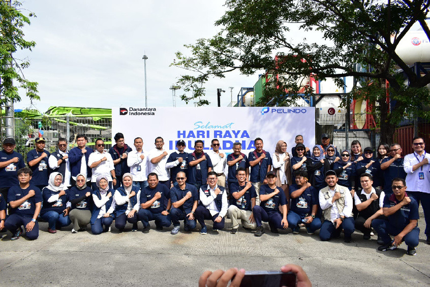 Program Berbagi Pelindo Regional  2 Priok Serahkan Bantuan Hewan Qurban Tahun 2026