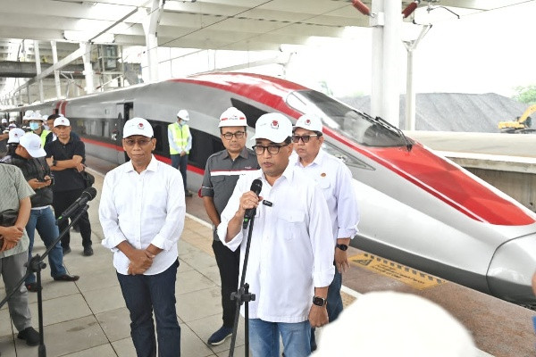 Kereta Cepat Jakarta-Bandung Hampir Selesai, Ini Kata Menhub 